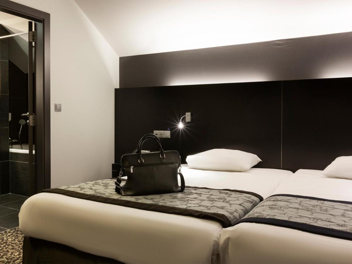 Hotel Ramada Brussels Woluwe Eksteriør bilde